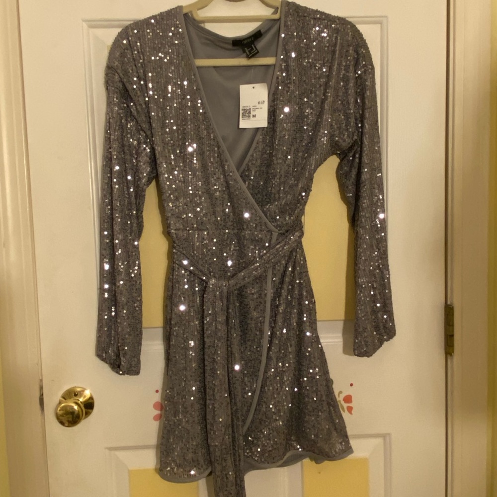 NWT Forever 21 Dress!!!